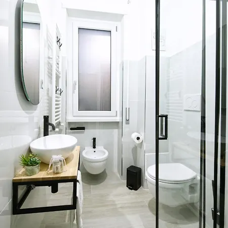 3 Passi Da Metro Marconi- 8 Min Colosseo- 2 Bagni 아파트
