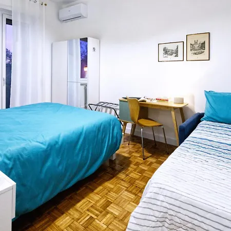 3 Passi Da Metro Marconi * Рим