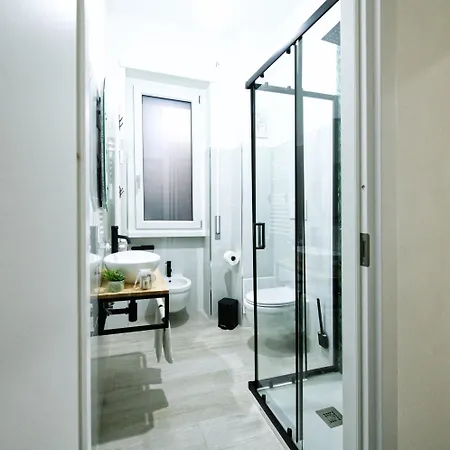 Appartement 3 Passi Da Metro Marconi- 8 Min Colosseo- 2 Bagni